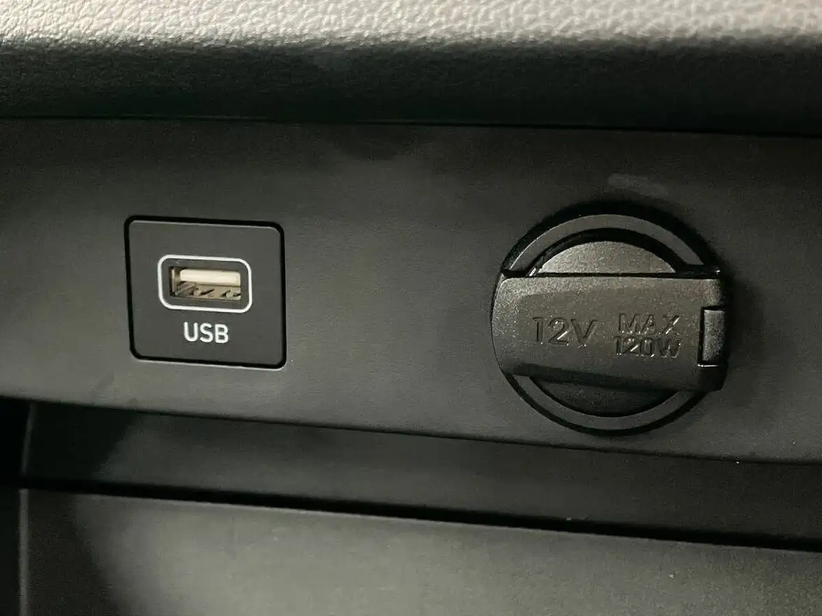 2021-hyundai-i10-12-se-connect-auto-big-38