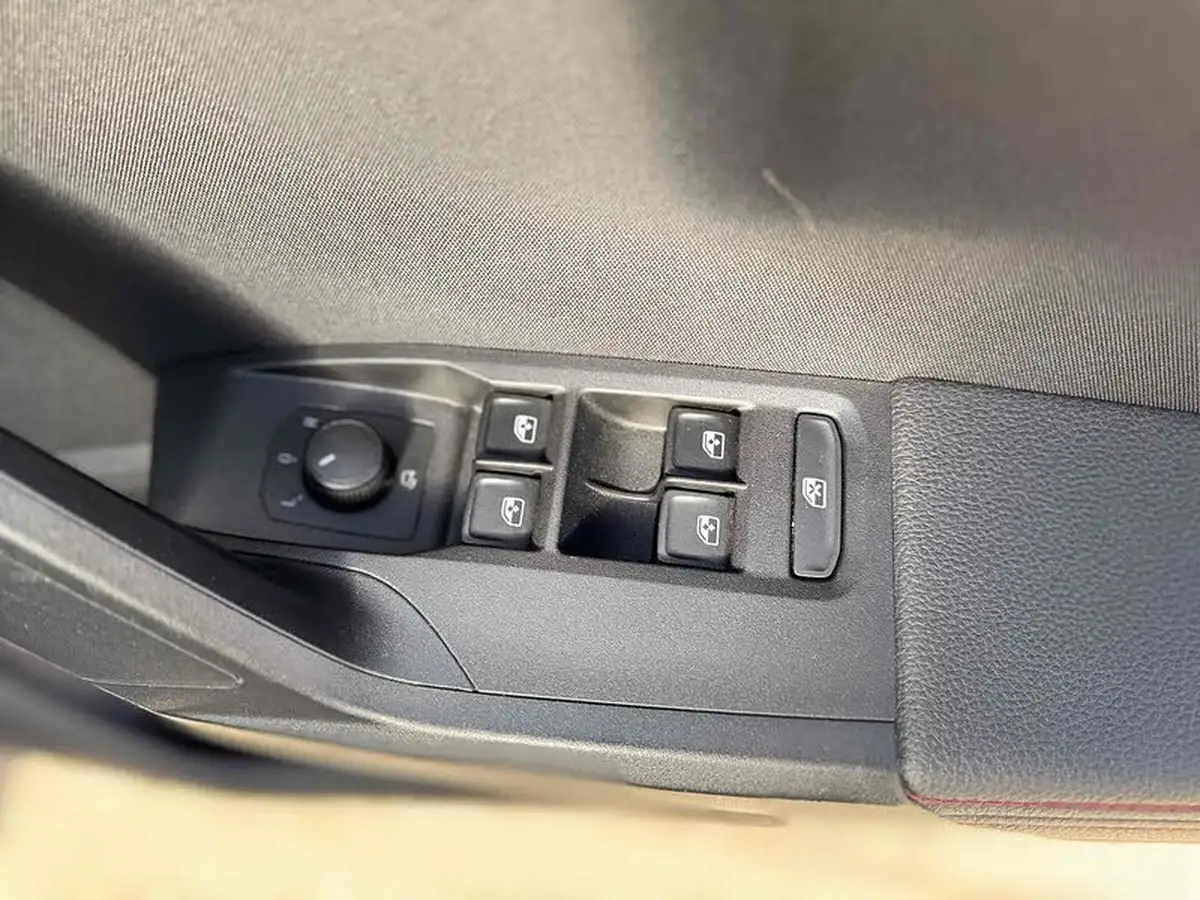 2018-seat-arona-10-tsi-fr-big-20