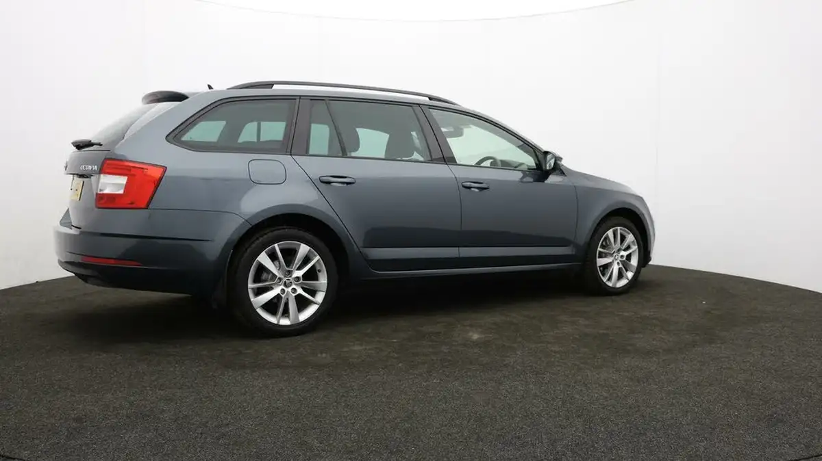 2020-skoda-octavia-15-tsi-se-l-estate-dsg-big-33