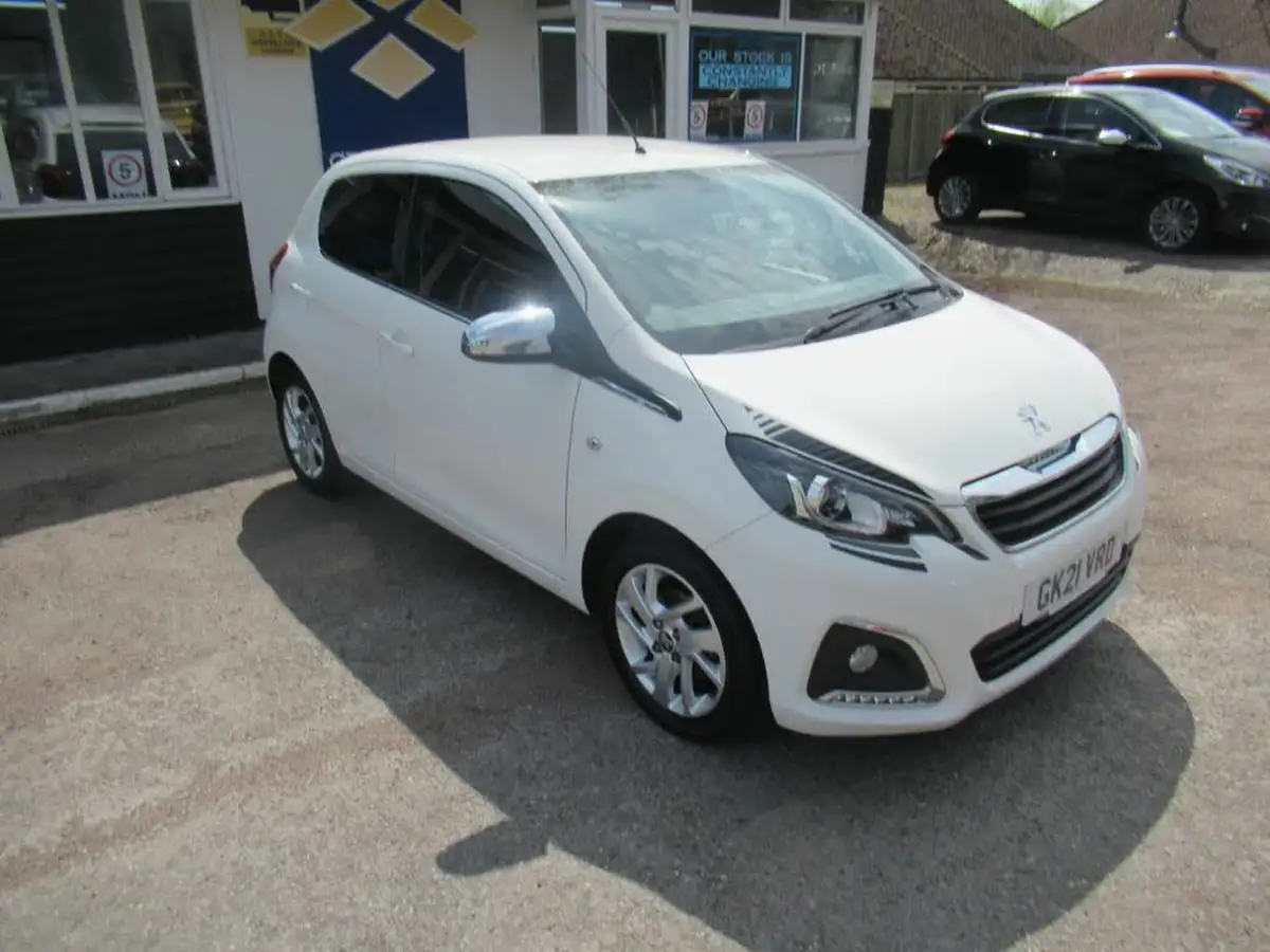 2021-peugeot-108-10-collection-hatchback-big-0