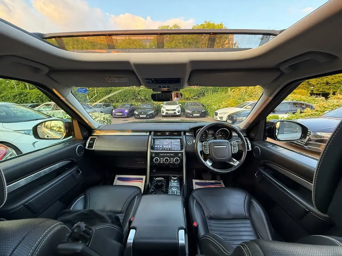 2017-land-rover-discovery-30td6-first-edition-big-19