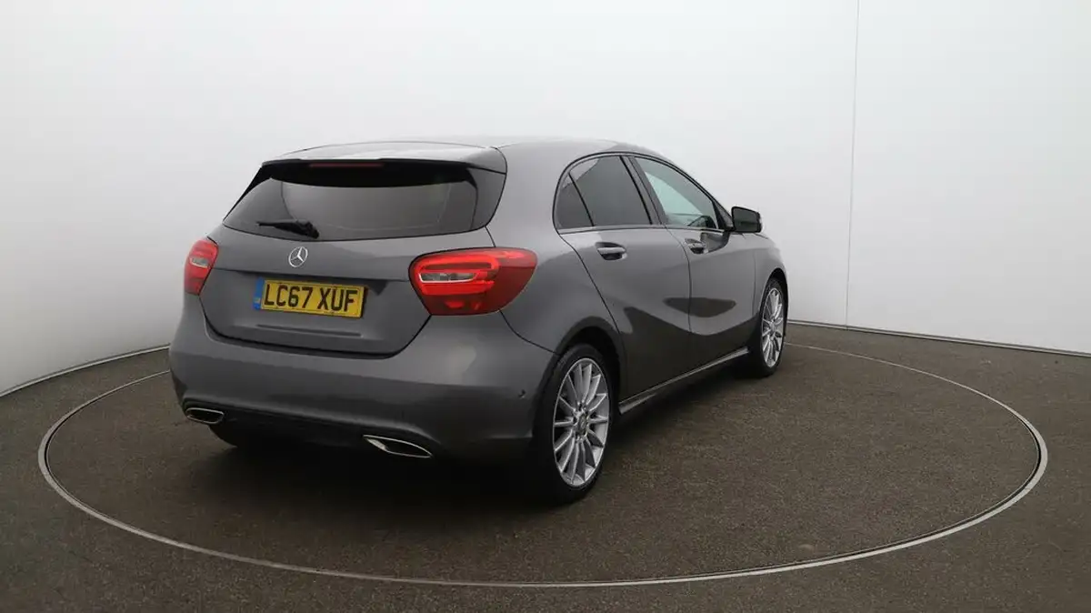 2018-mercedes-benz-a-class-15d-a180d-sport-109ps-executivess-hatchback-5d-7g-dct-big-52