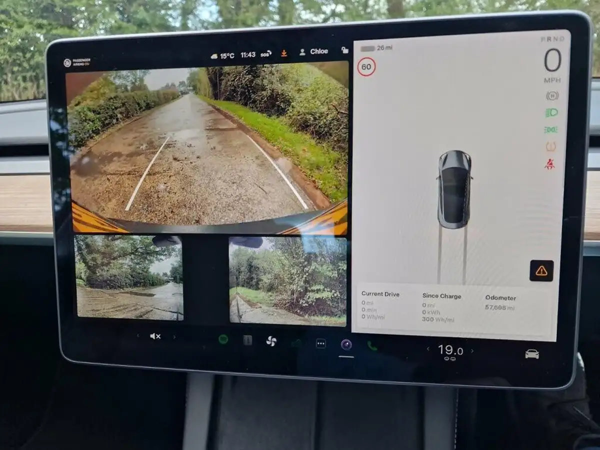 2021-tesla-model-3-e-standard-plus-big-35