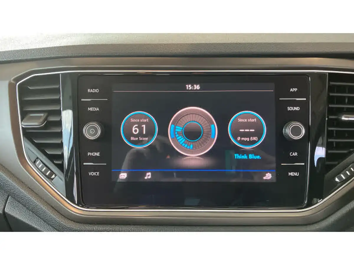 2019-volkswagen-t-roc-16tdi-se-big-11