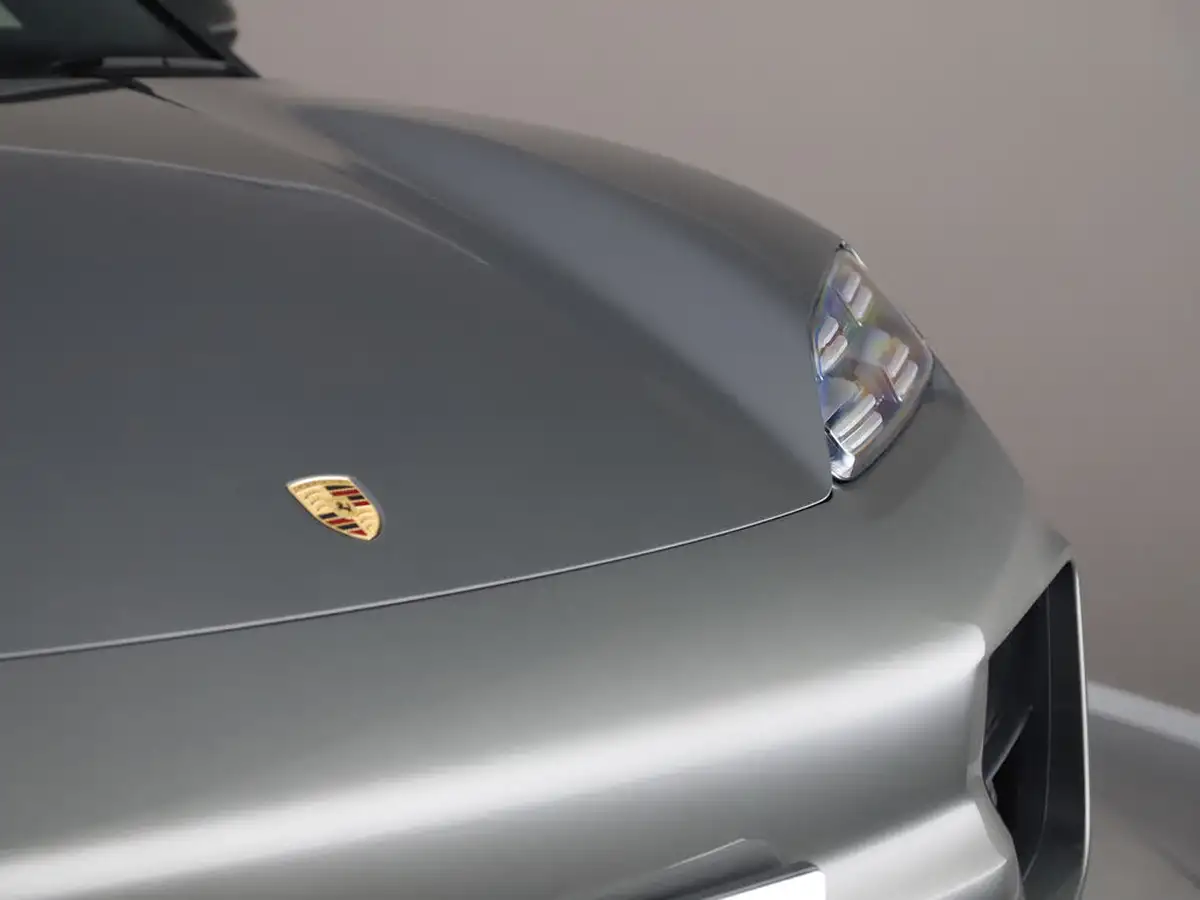 2025-porsche-macan-e-electric-big-43