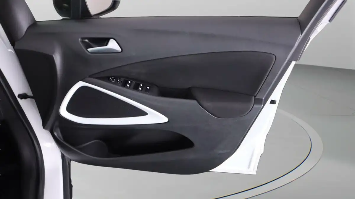 2020-vauxhall-crossland-x-12-griffin-130ps-auto-big-14