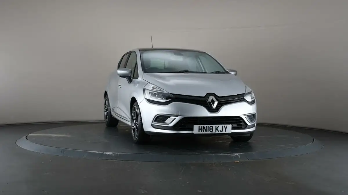 2018-renault-clio-15dci-signature-nav-90bhp-big-50