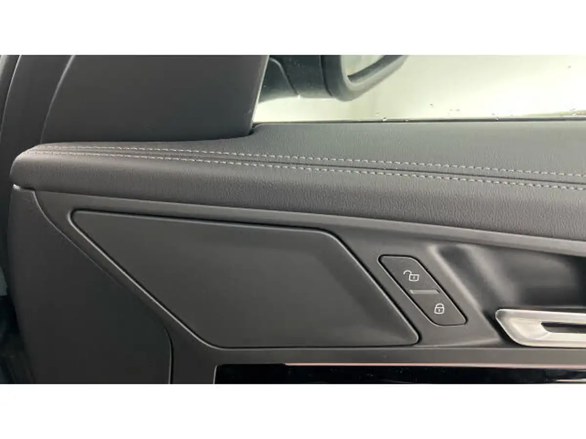 2024-bmw-x1-15-xdrive25e-xline-big-19