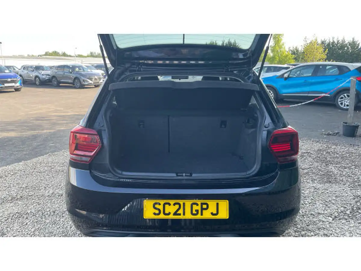 2021-volkswagen-polo-10-beats-big-3