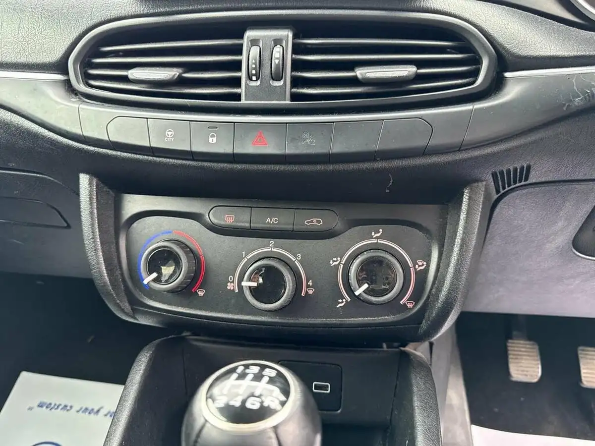 2018-fiat-tipo-14-easy-plus-hatchback-big-34