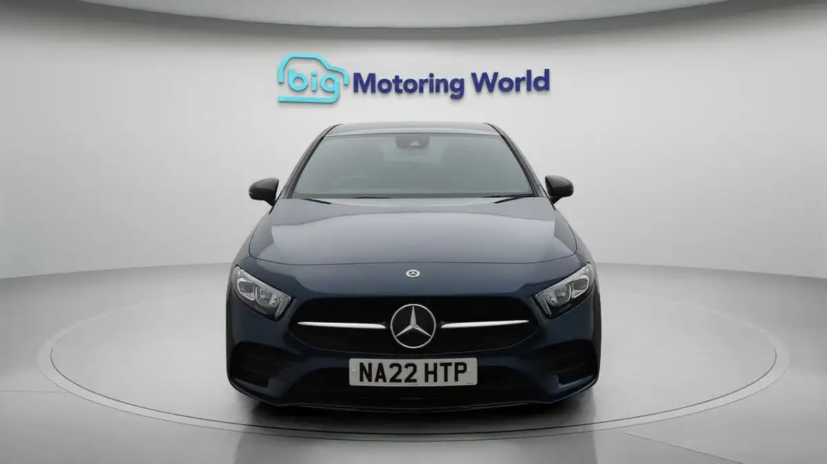 2022-mercedes-benz-a-class-13-a200-amg-line-executive-edition-hatchback-5d-7g-dct-big-2