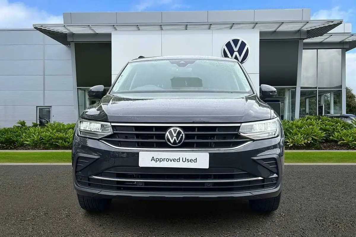 2021-volkswagen-tiguan-15-tsi-life-150ps-dsg-big-6