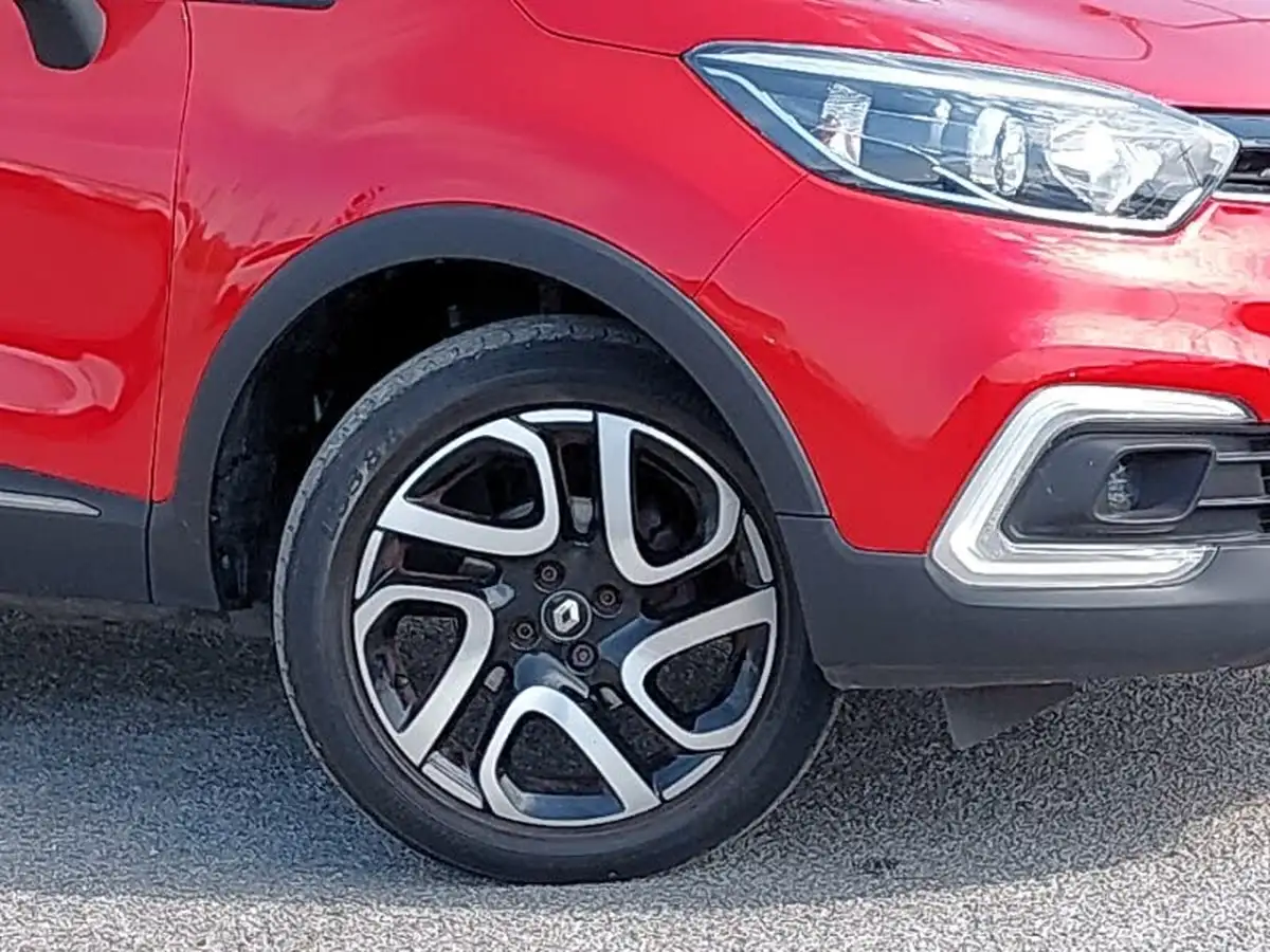 2018-renault-captur-09-tce-iconic-big-8