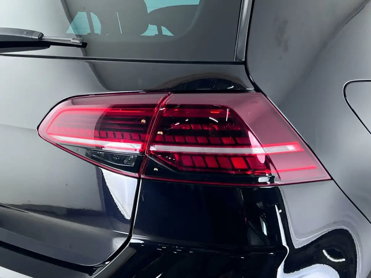 2019-volkswagen-golf-20-tsi-gti-performance-5d-dsg-big-9