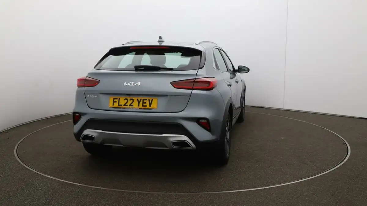 2022-kia-xceed-10-t-gdi-2-big-54
