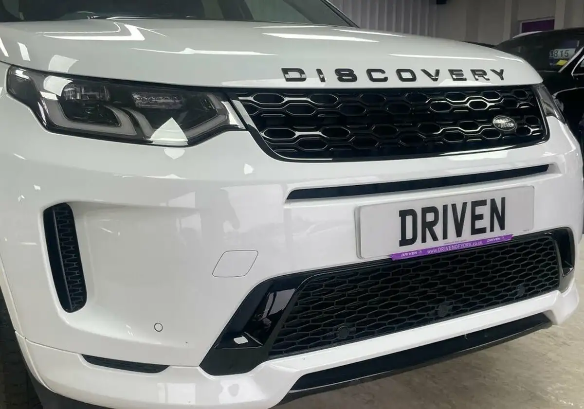 2020-land-rover-discovery-sport-20-d180-r-dynamic-se-big-3