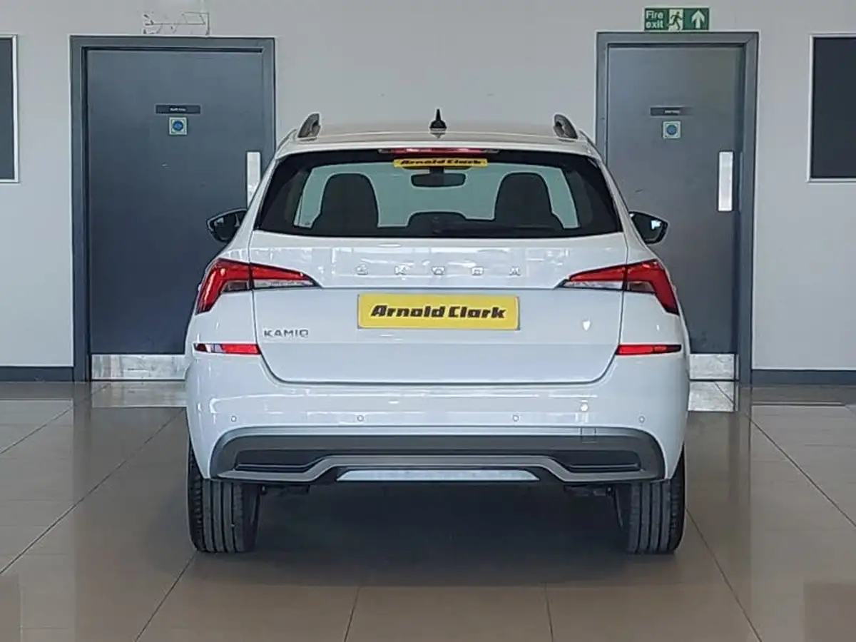 2022-skoda-kamiq-10-tsi-se-95ps-big-14