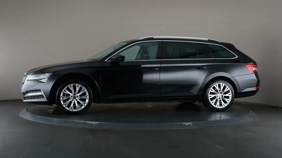 2021-skoda-superb-14-tsi-se-l-estate-big-39