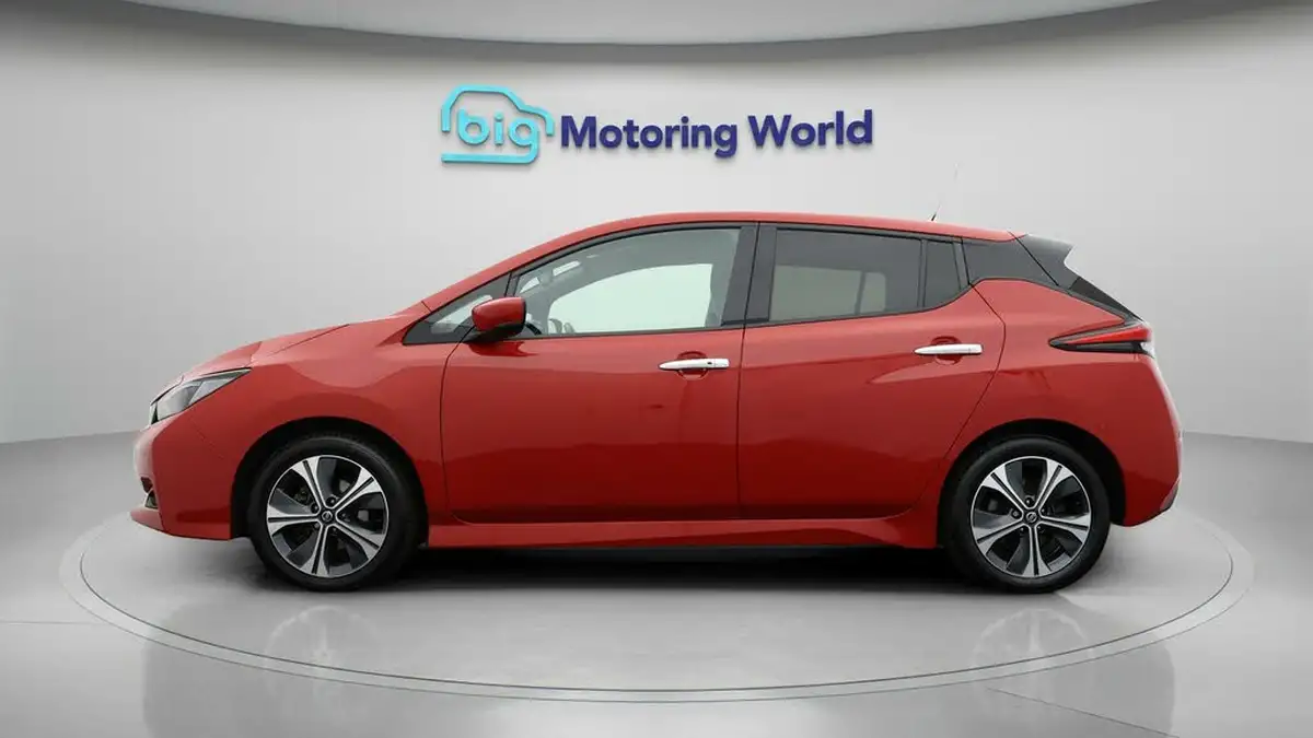 2020-nissan-leaf-e-n-connecta-big-3