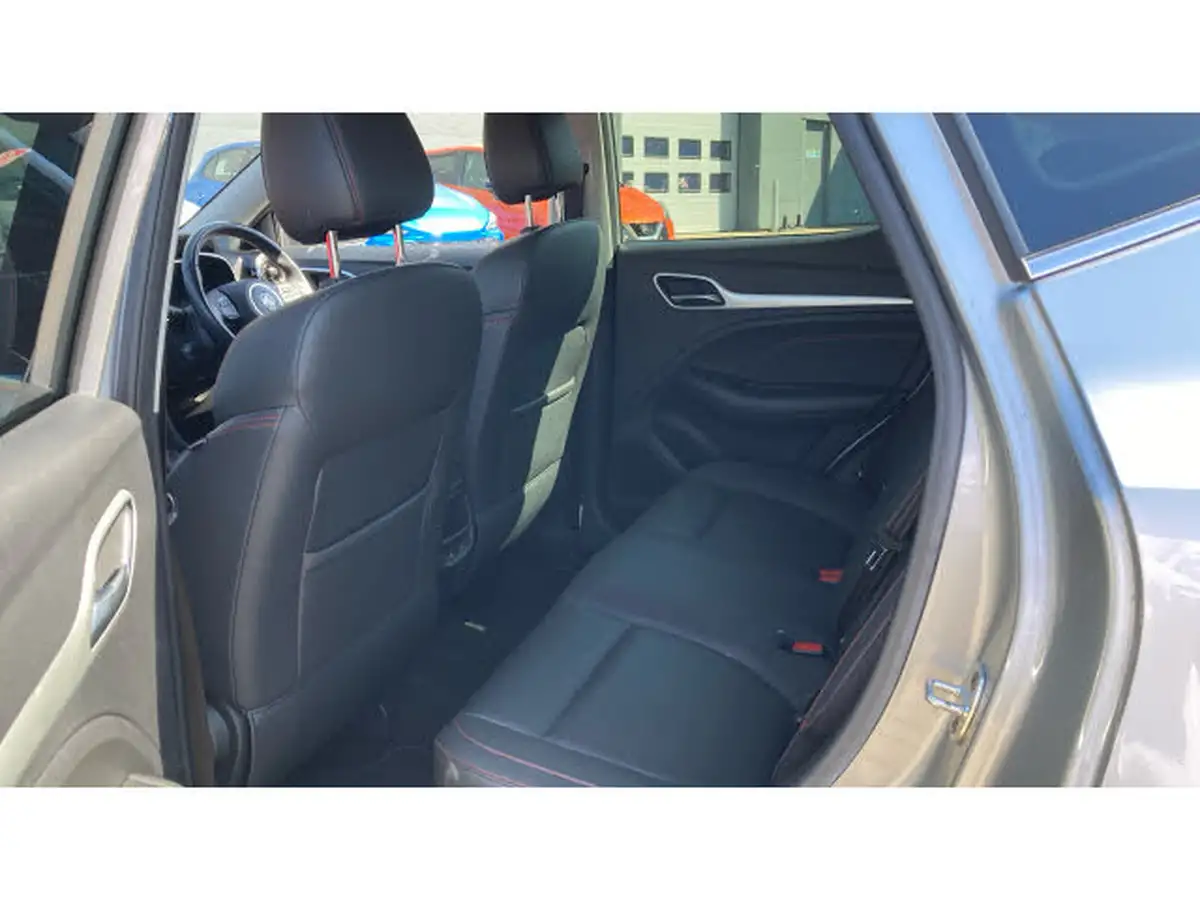 2023-mg-zs-suv-10t-gdi-exclusive-auto-big-15