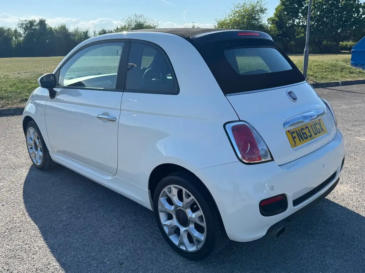 2013-fiat-500c-09-s-big-28