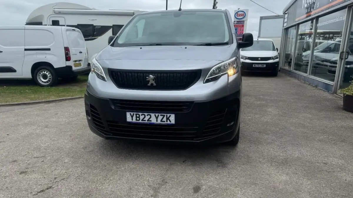 2022-peugeot-expert-20-bluehdi-professional-premium-long-1400-big-8