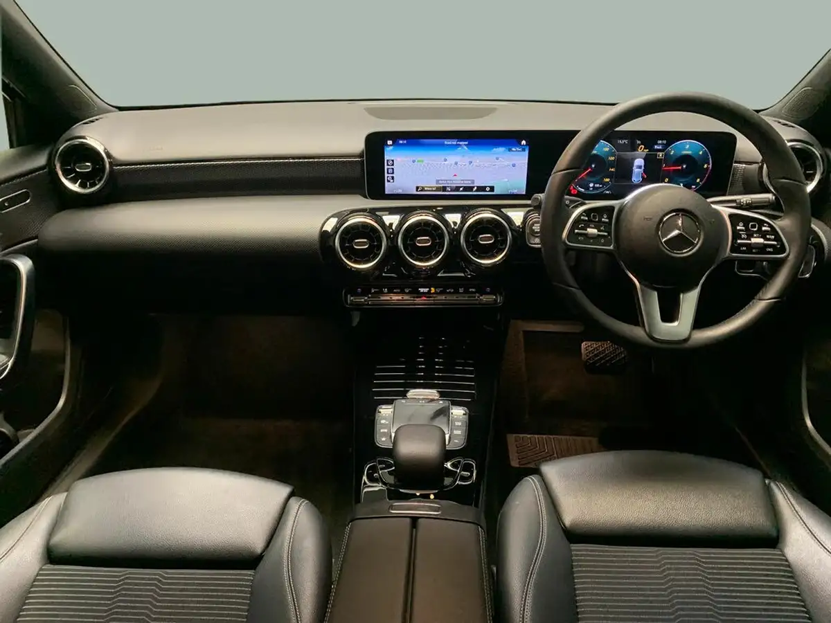 2020-mercedes-benz-a-class-15d-a180d-sport-executive-hatchback-5d-7g-dct-big-2