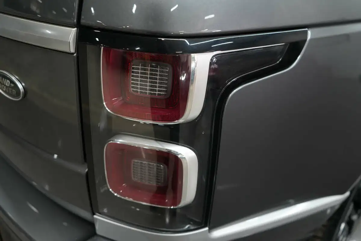 2019-land-rover-range-rover-44-sdv8-vogue-ss-big-8