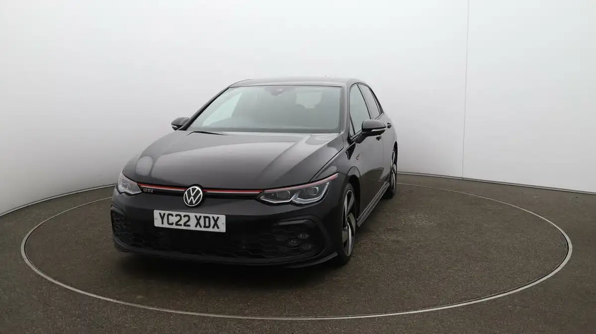2022-volkswagen-golf-20-tsi-gti-dsg-big-40