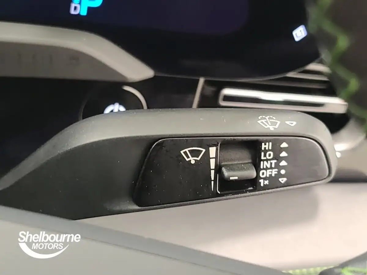 2022-porsche-taycan-e-turbo-s-big-30