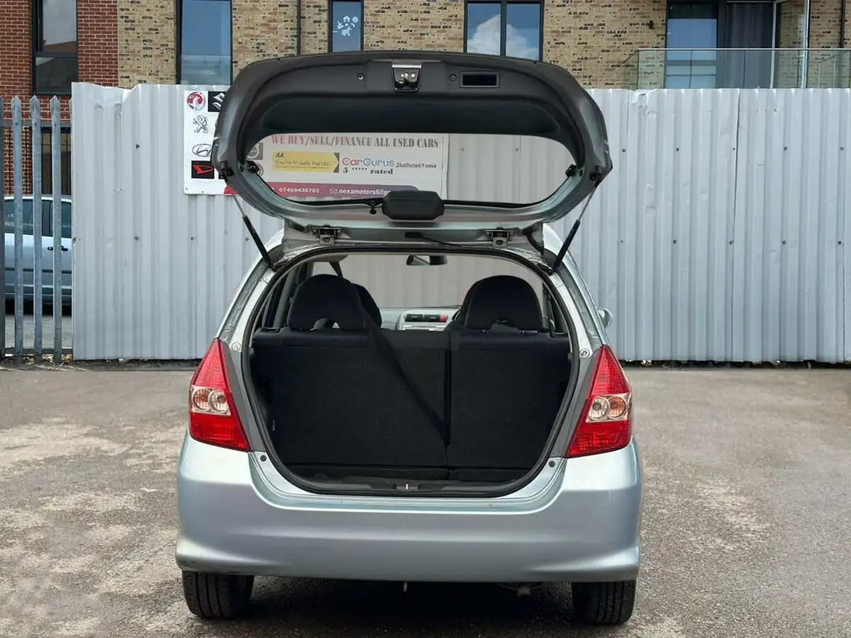 2008-honda-jazz-14-se-big-47
