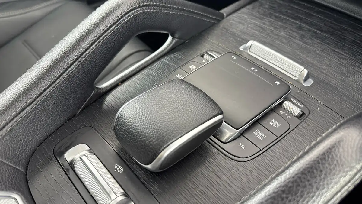 2022-mercedes-benz-gle-class-30-gle450-amg-line-premium-plus-big-17