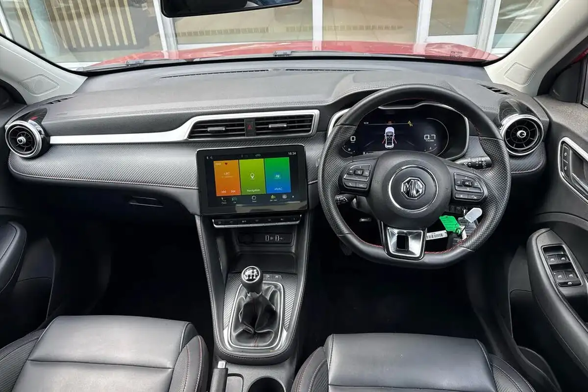 2024-mg-zs-suv-15-vti-tech-exclusive-big-9