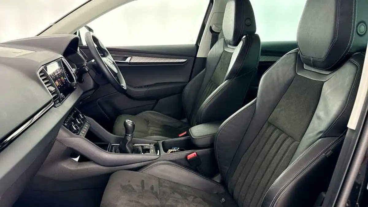 2022-skoda-karoq-10-tsi-se-l-big-37