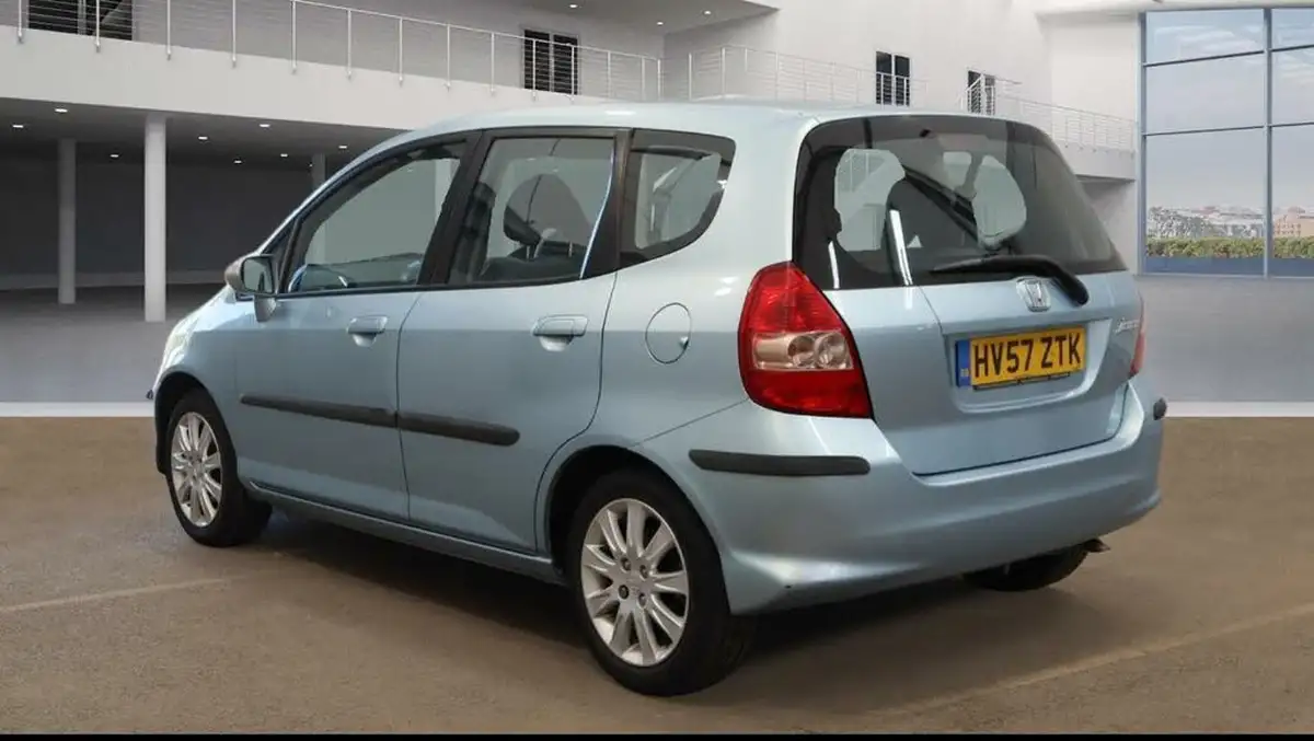 2007-honda-jazz-14-se-cvt-7-big-2