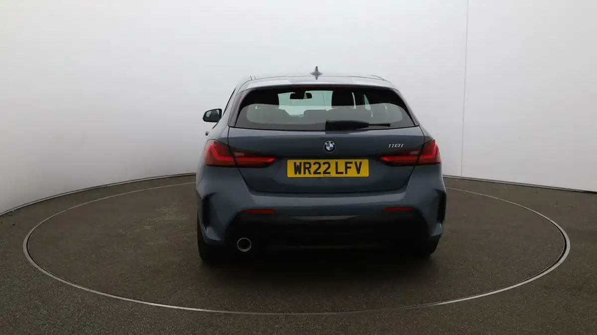 2022-bmw-1-series-15-118i-m-sport-lcp-big-59