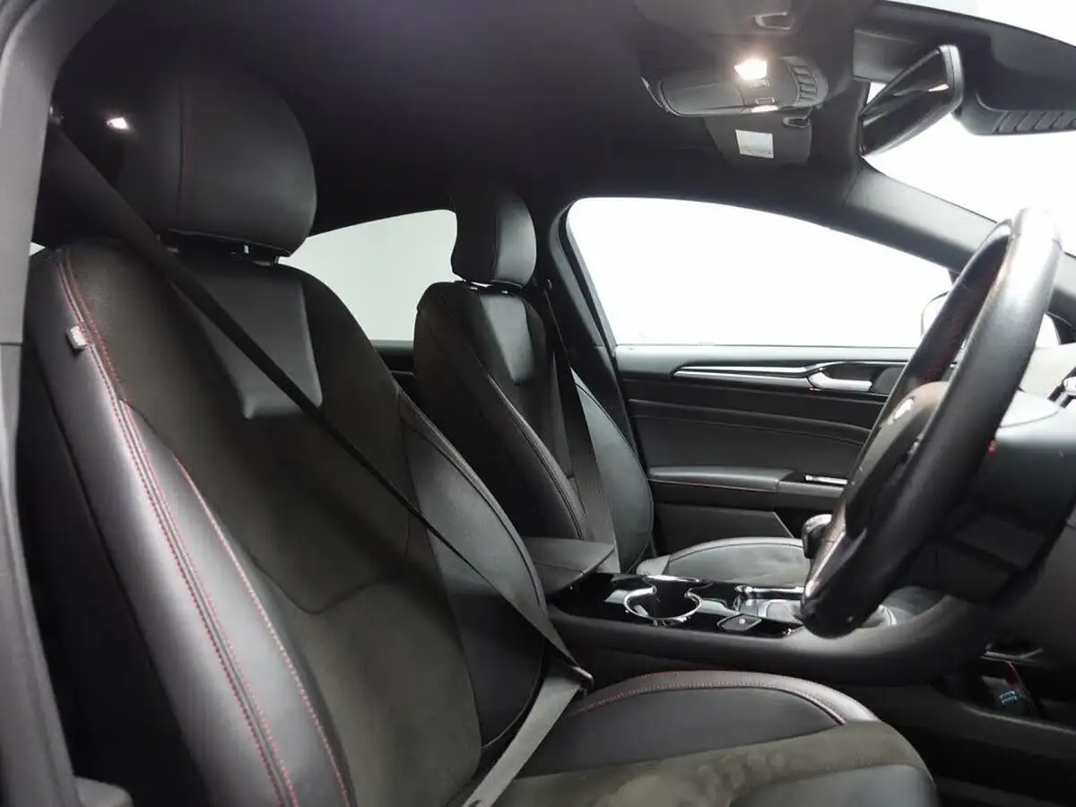 2021-ford-mondeo-20tdci-st-line-edition-150ps-hatchback-big-1