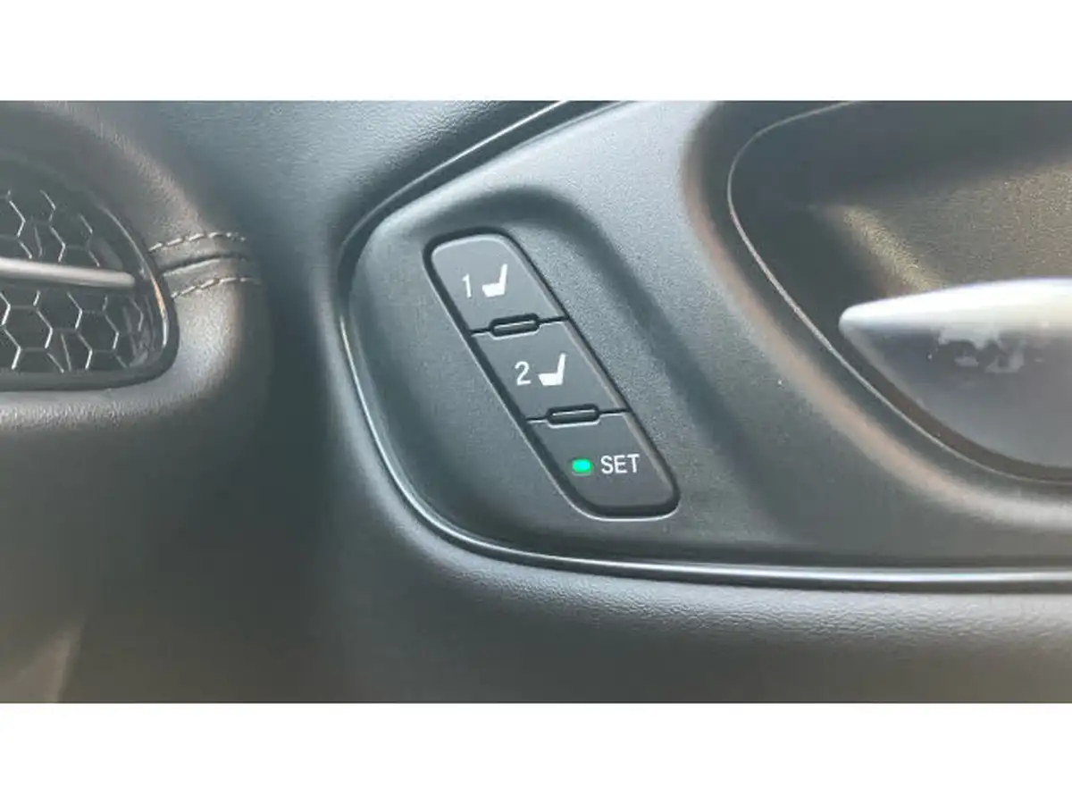 2024-honda-zr-v-20-i-mmd-advance-big-27