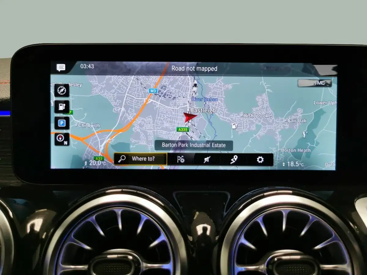 2022-mercedes-benz-eqb-e-eqb-300-amg-line-big-8
