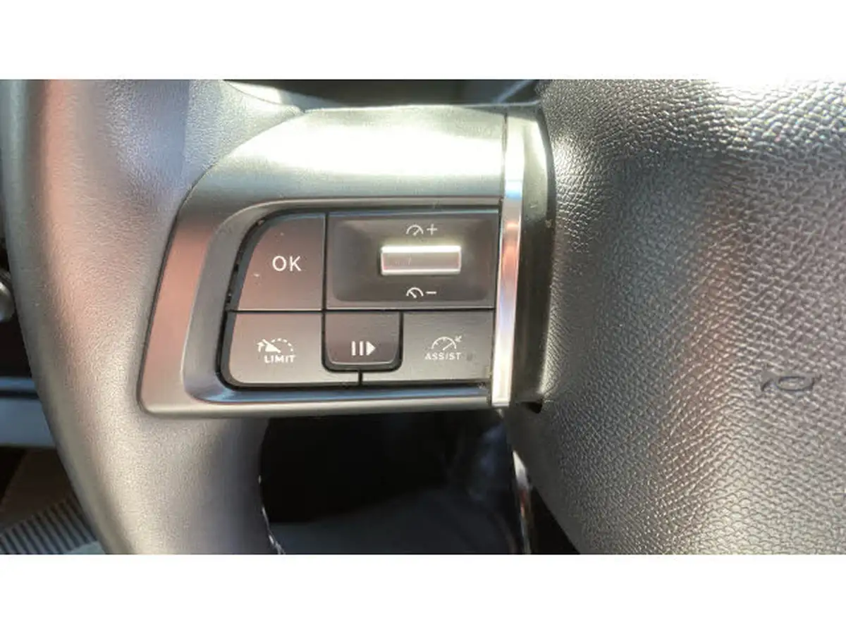 2023-citroen-c4-12-puretech-c-series-edition-big-39