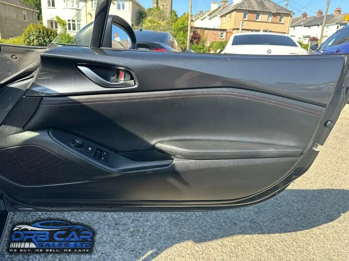 2016-mazda-mx-5-15-se-l-nav-big-32