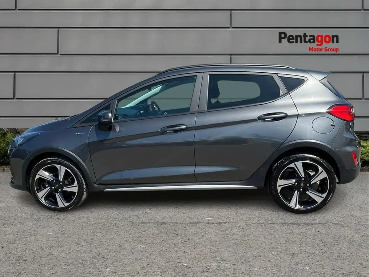 2023-ford-fiesta-10t-active-125ps-hybrid-mhev-big-14