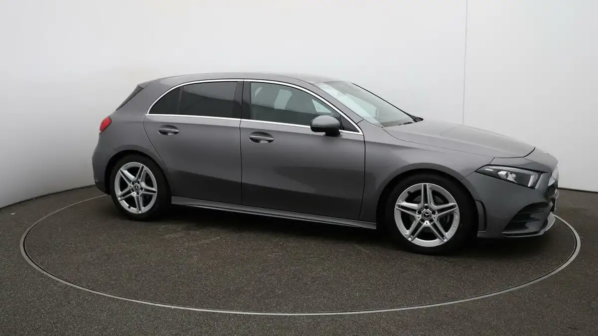2019-mercedes-benz-a-class-20d-a200d-amg-line-hatchback-5d-big-43