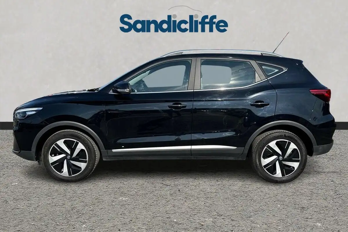 2022-mg-zs-suv-e-trophy-ev-156ps-long-range-big-6
