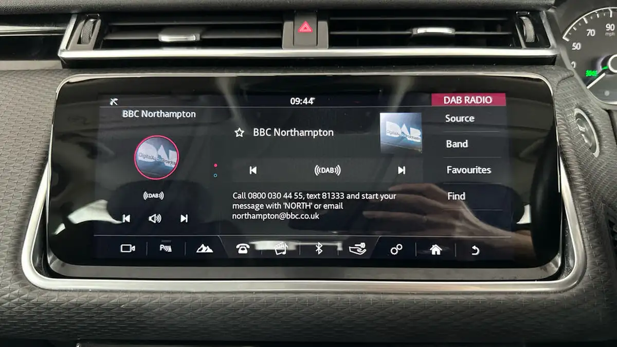 2018-land-rover-range-rover-velar-20-d180-velar-big-31