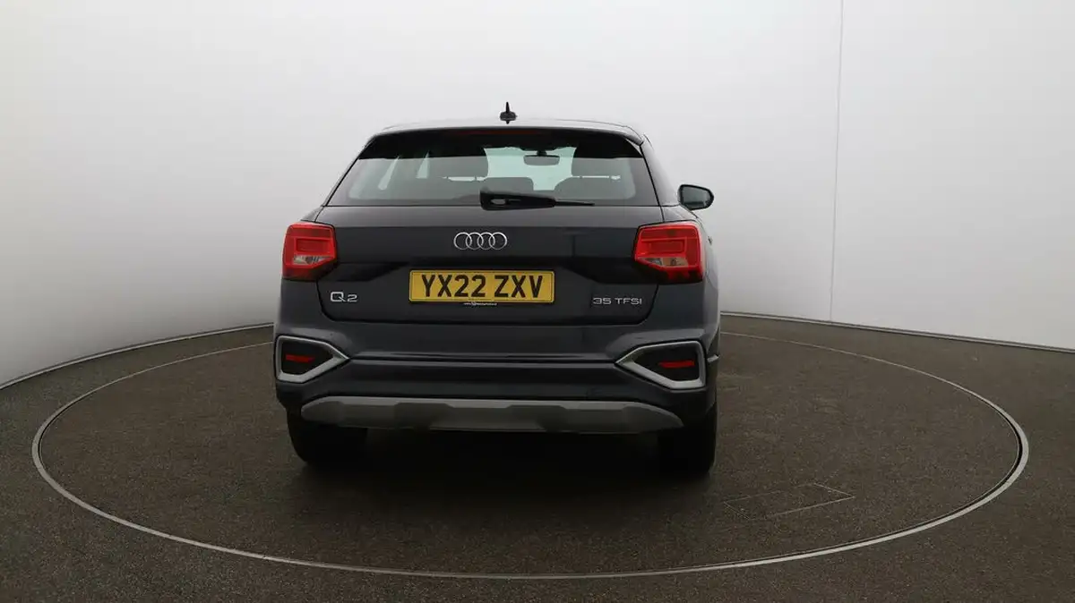 2022-audi-q2-15-35-tfsi-sport-s-tronic-big-50