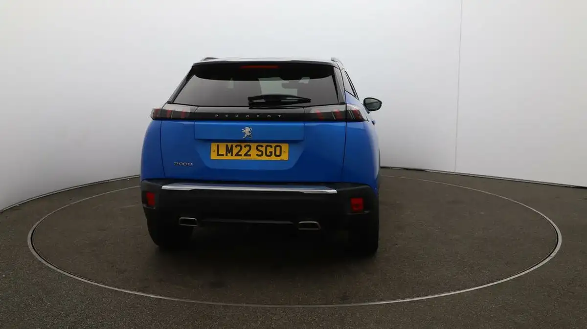 2022-peugeot-2008-suv-12-puretech-gt-big-57