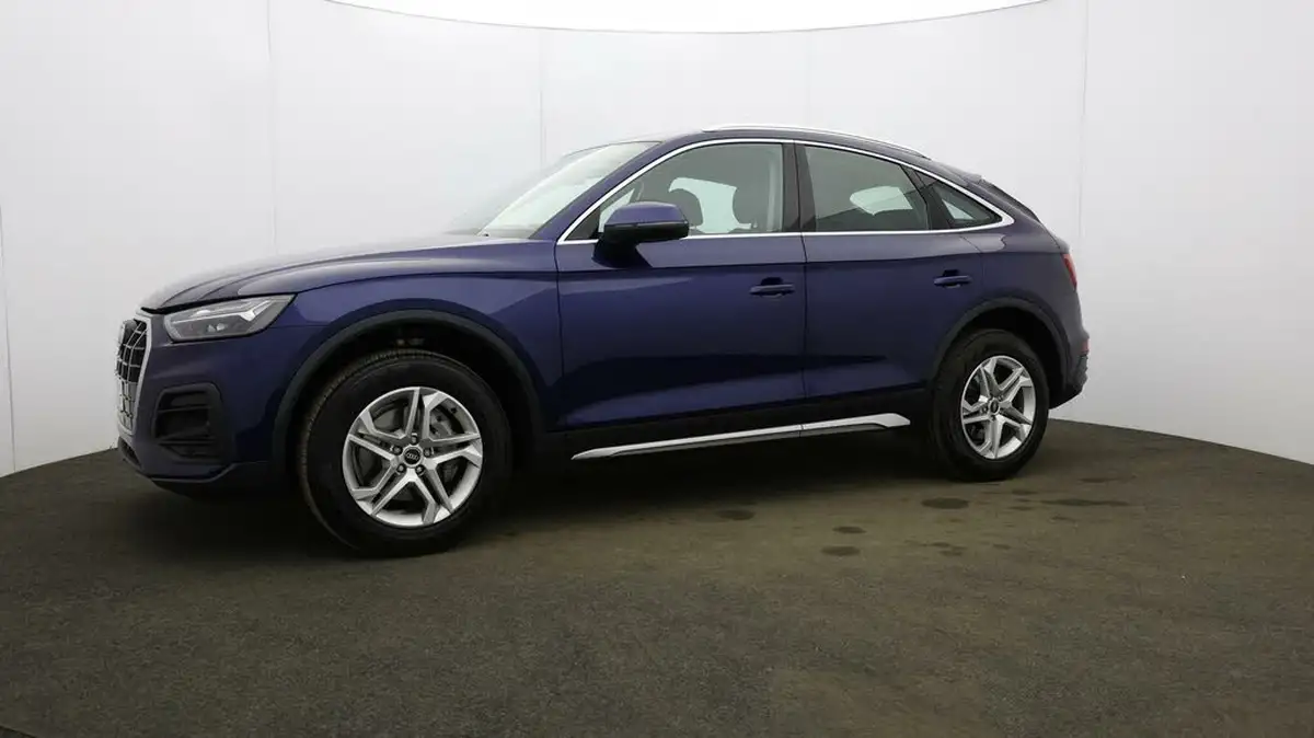 2022-audi-q5-20-45-tfsi-sportback-big-13