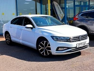 2022 Volkswagen Passat 2.0TDI SEL (150ps) Saloon 4d