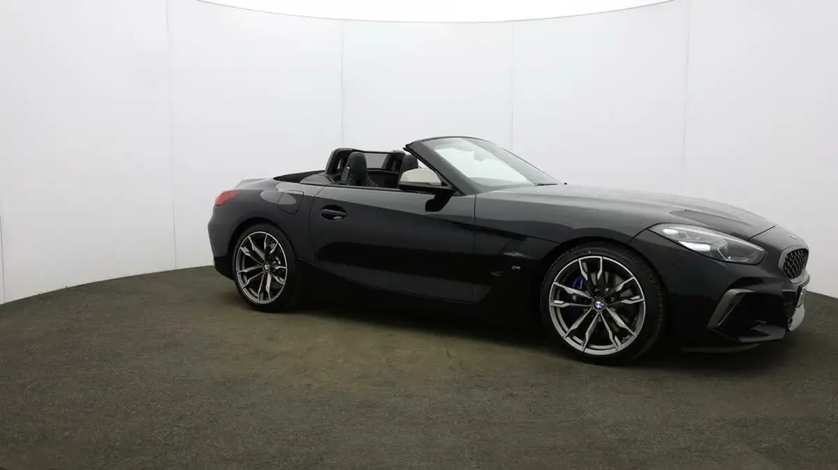 2021-bmw-z4-30-m40i-big-48